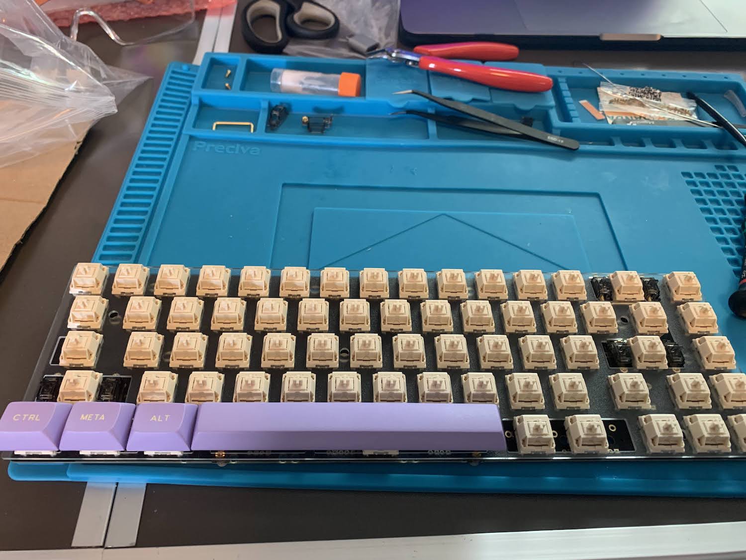 Assembling Mechanical Keyboard